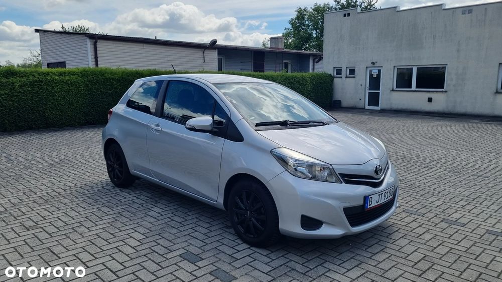 Toyota Yaris 1.0 VVT-i Style - 2