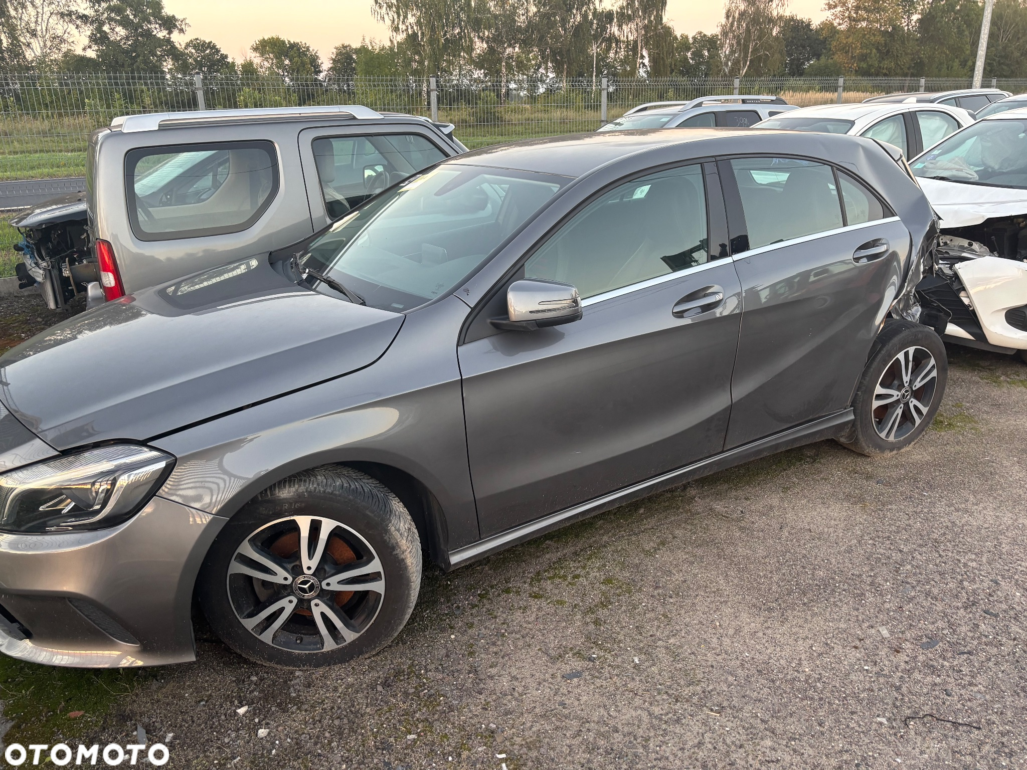 Mercedes-Benz Klasa A 180 CDI 7G-DCT AMG Line - 2