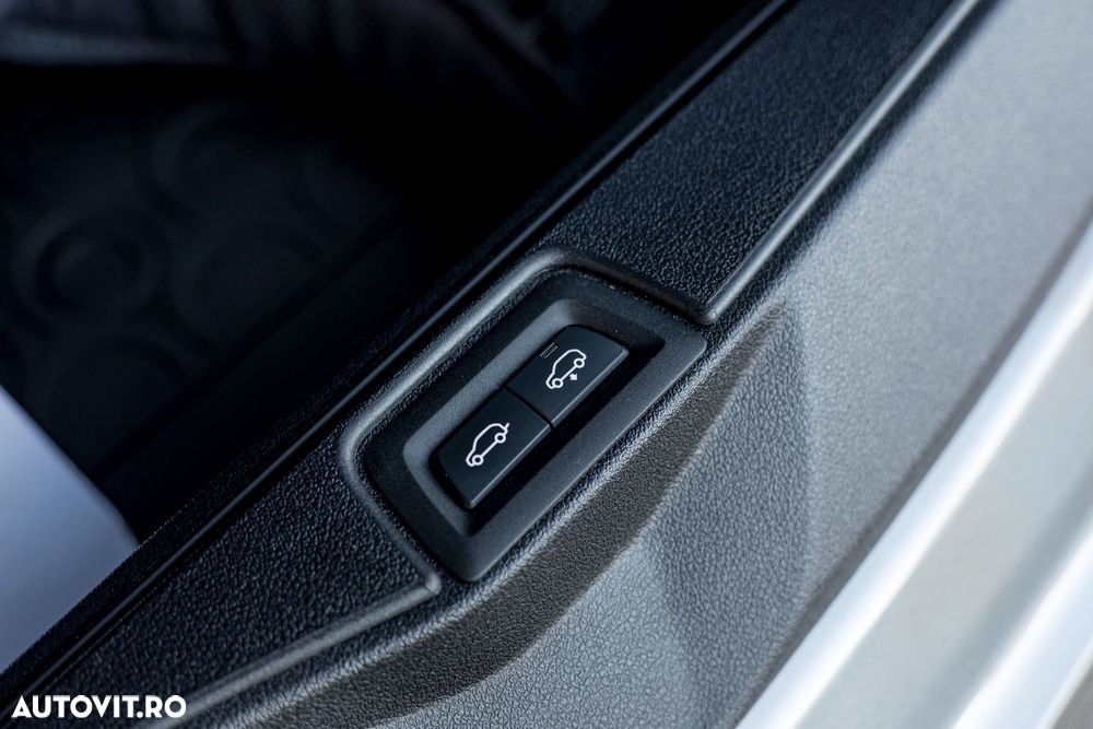 BMW X7 M60i xDrive AT MHEV - 17