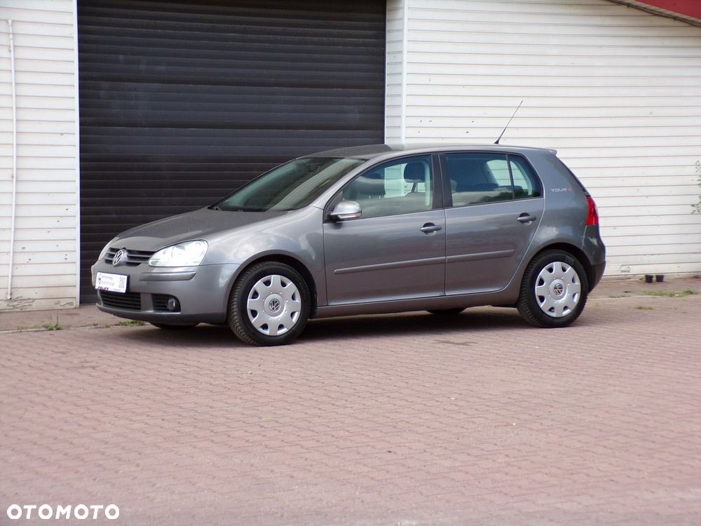 Volkswagen Golf - 9