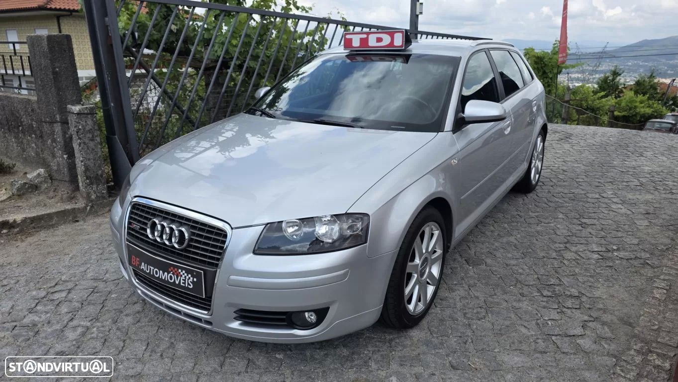 Audi A3 Sportback 2.0 TDi S-line - 2