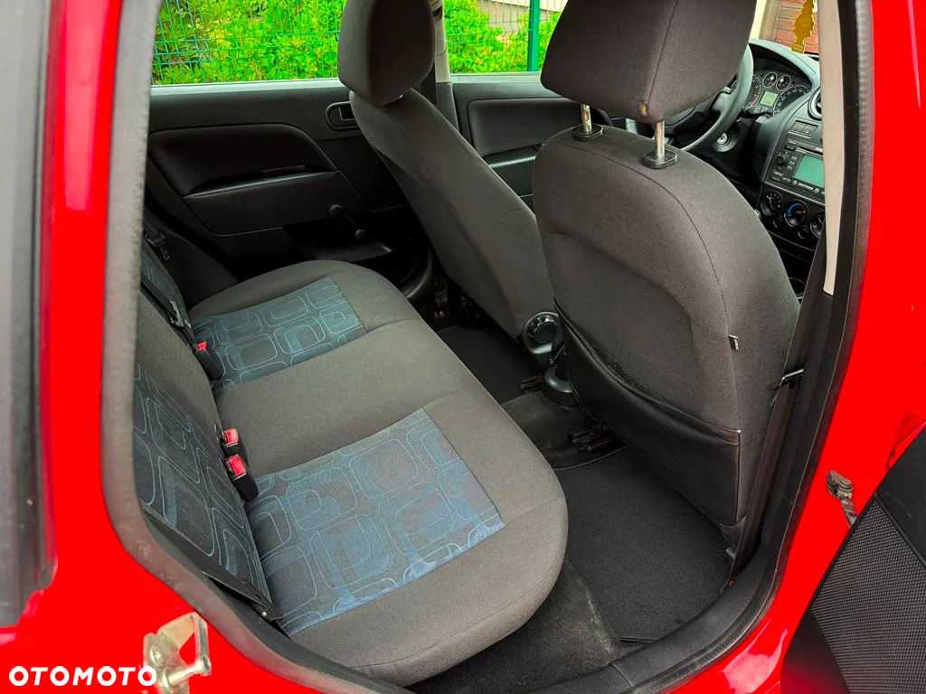 Ford Fiesta 1.3 Ambiente - 20