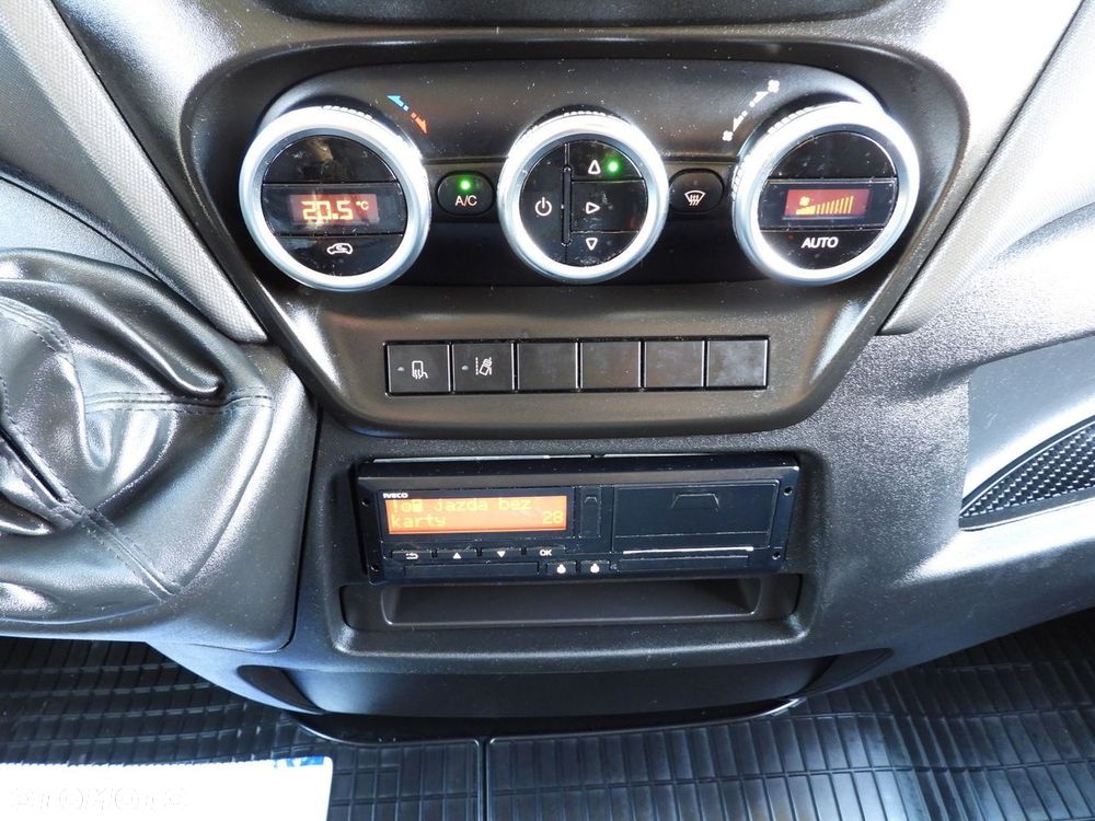 Iveco DAILY 70C18 PLANDEKA WINDA 16 PALET WEBASTO TEMPOMAT NAWIGACJA LEDY PNEUMATYKA AUTOMAT HI-MATIC BLIŹNIACZE KOŁA KLIMATYZACJA  180KM - 37