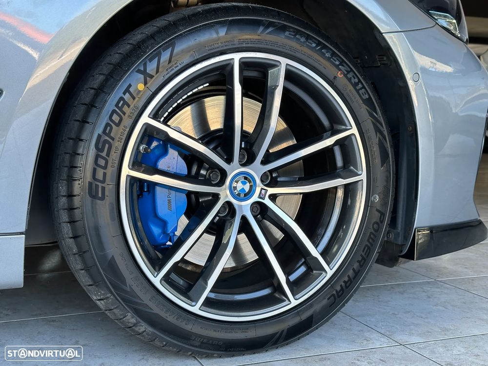 BMW 530 e Pack M — fotografia 8