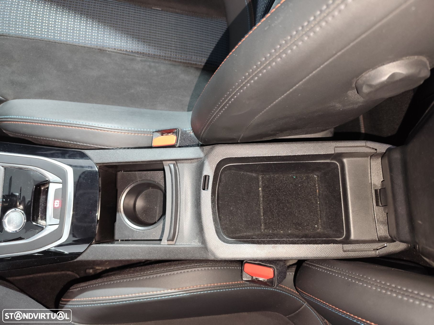 Peugeot 308 1.2 PureTech GT Pack - 32