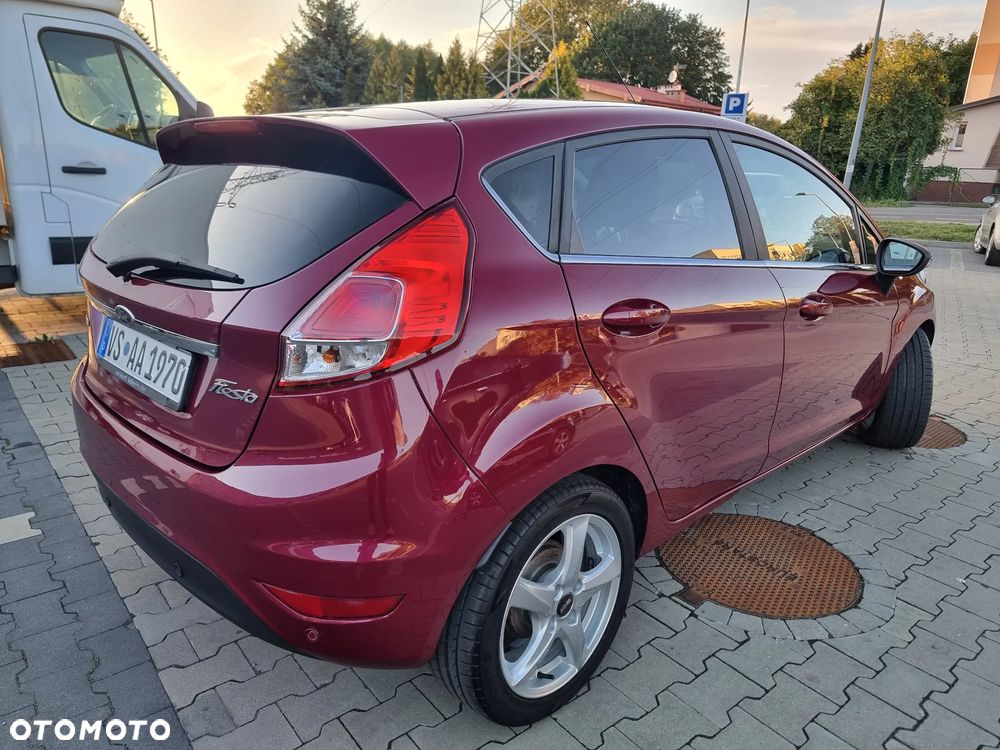 Ford Fiesta 1.0 EcoBoost STart-Stop Titanium - 4