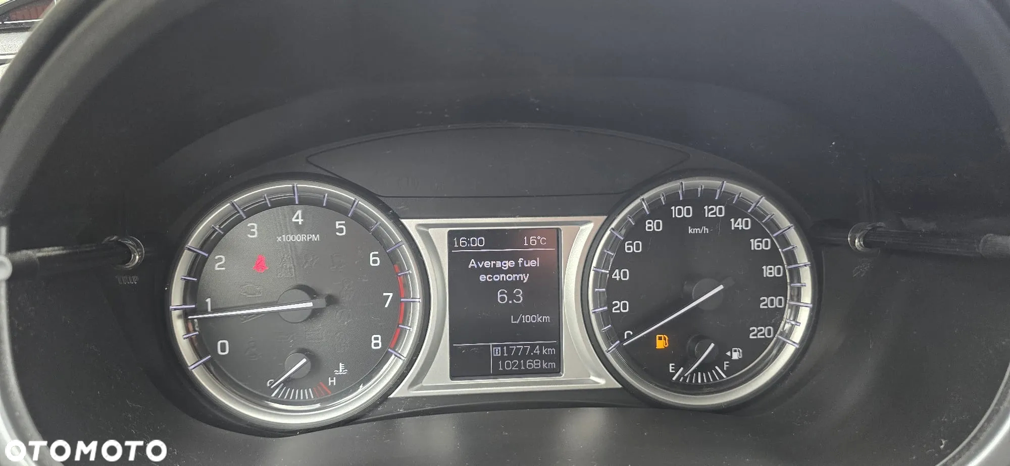 Suzuki Vitara 1.6 Premium 2WD - 12