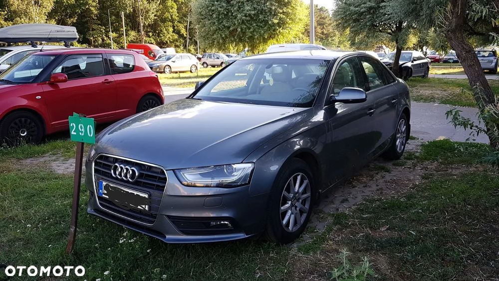 Audi A4 2012 photo 2