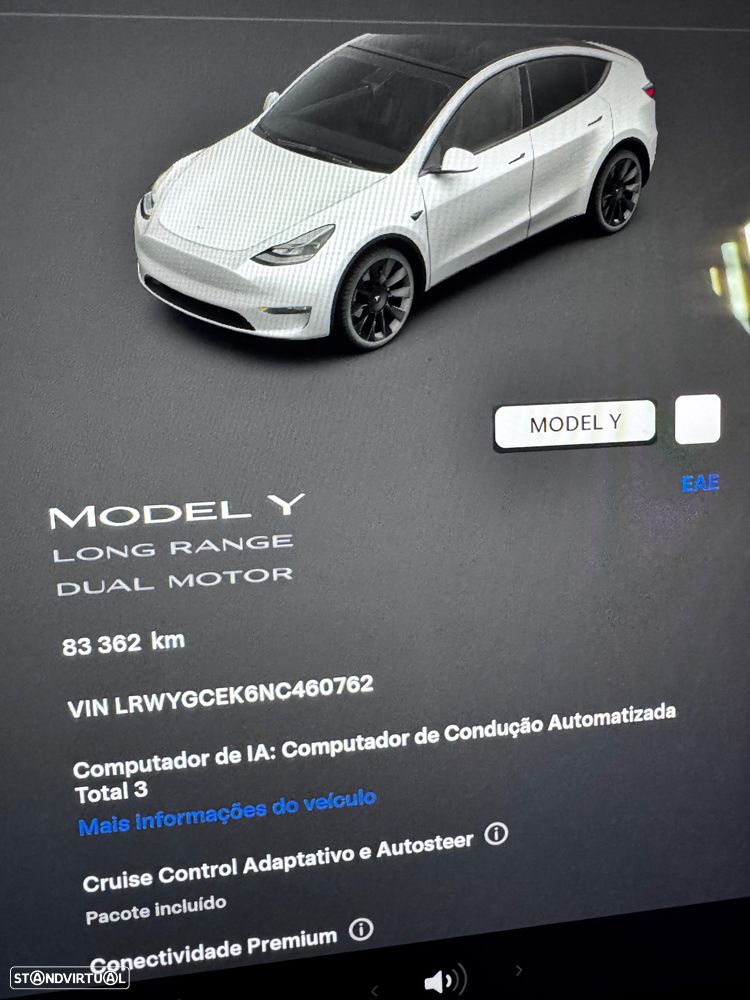 Tesla Model Y - 11