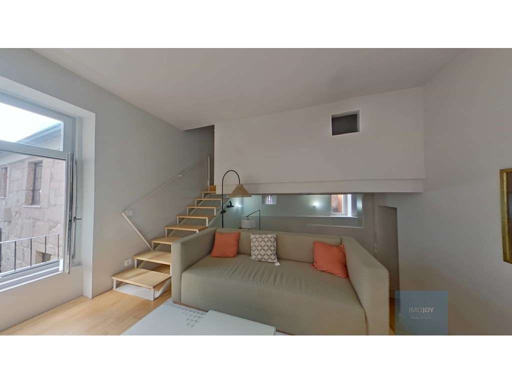 Apartamento T2 com Jardim Privativo possibilidade de AL - Grande imagem: 3/23