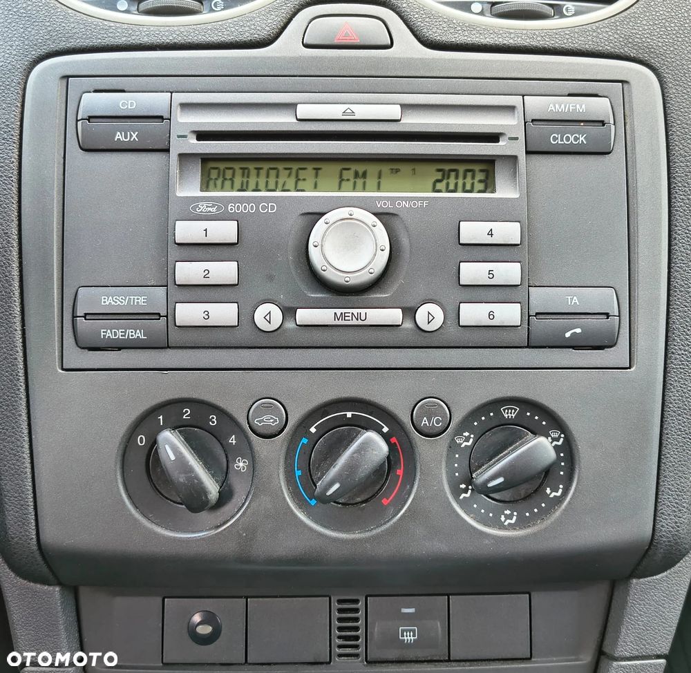 Ford Focus 1.6 Comfort - 18