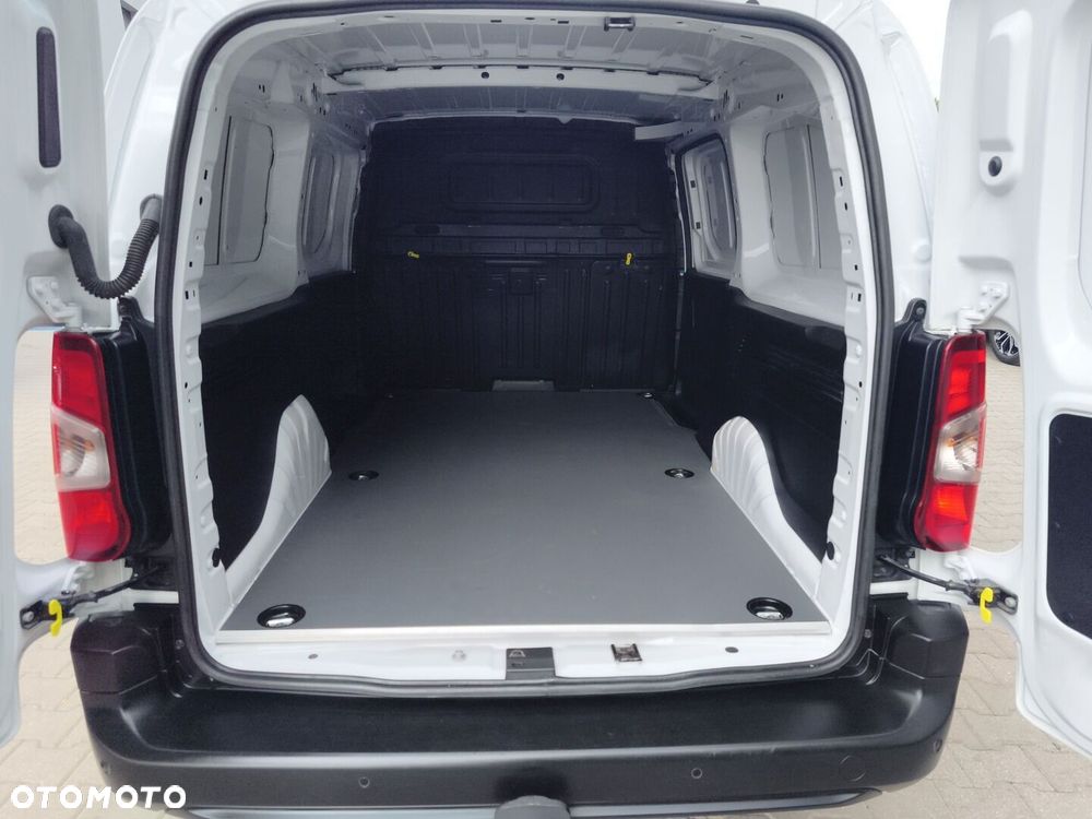 Toyota PROACE CITY - 23