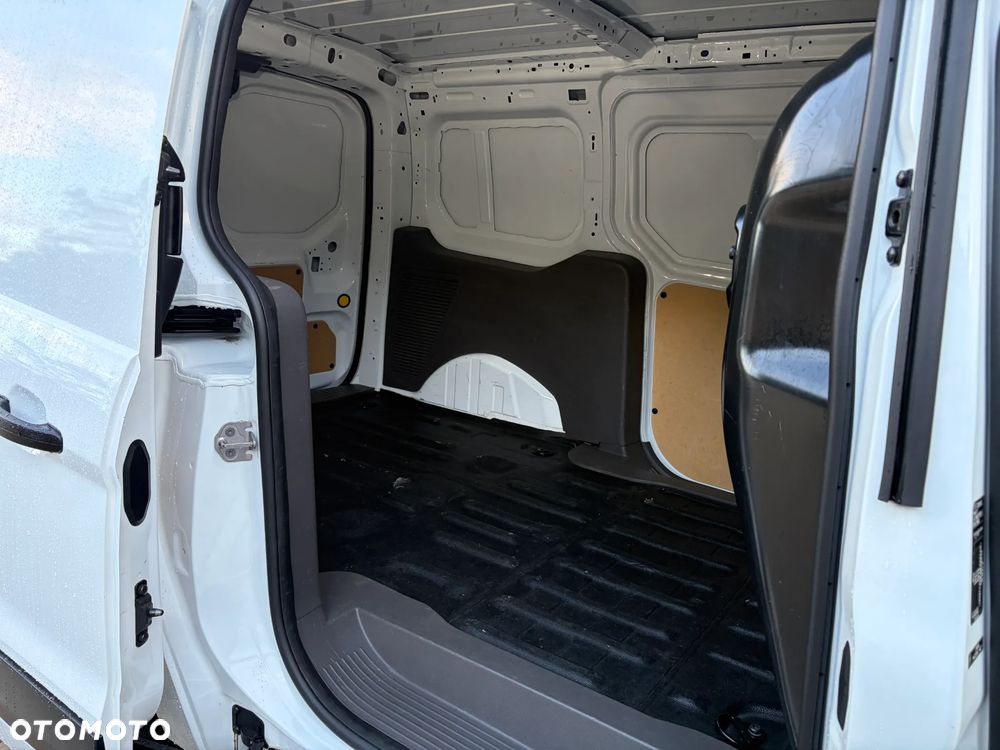 Ford Transit Connect - 14