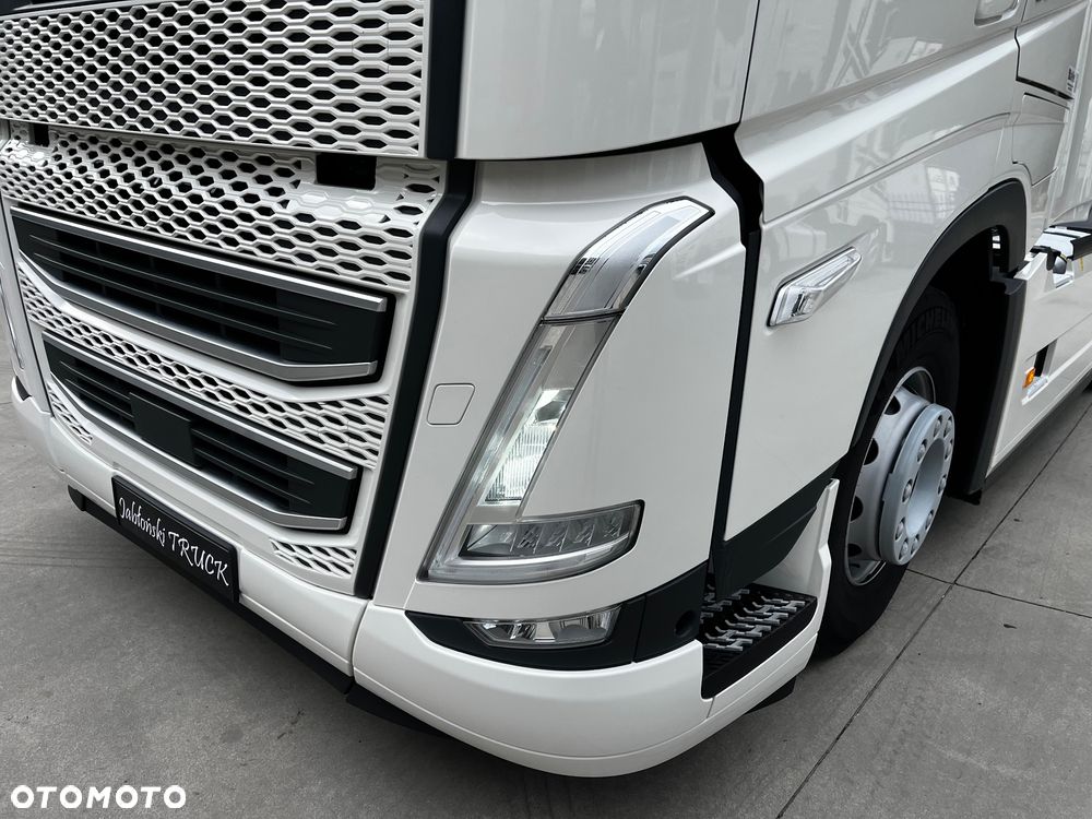 Volvo FH 500 // Standard // 2024 Rok // ACC // LED // GLOBE XXL // Parkclima // Gotowy do jazdy ! - 5
