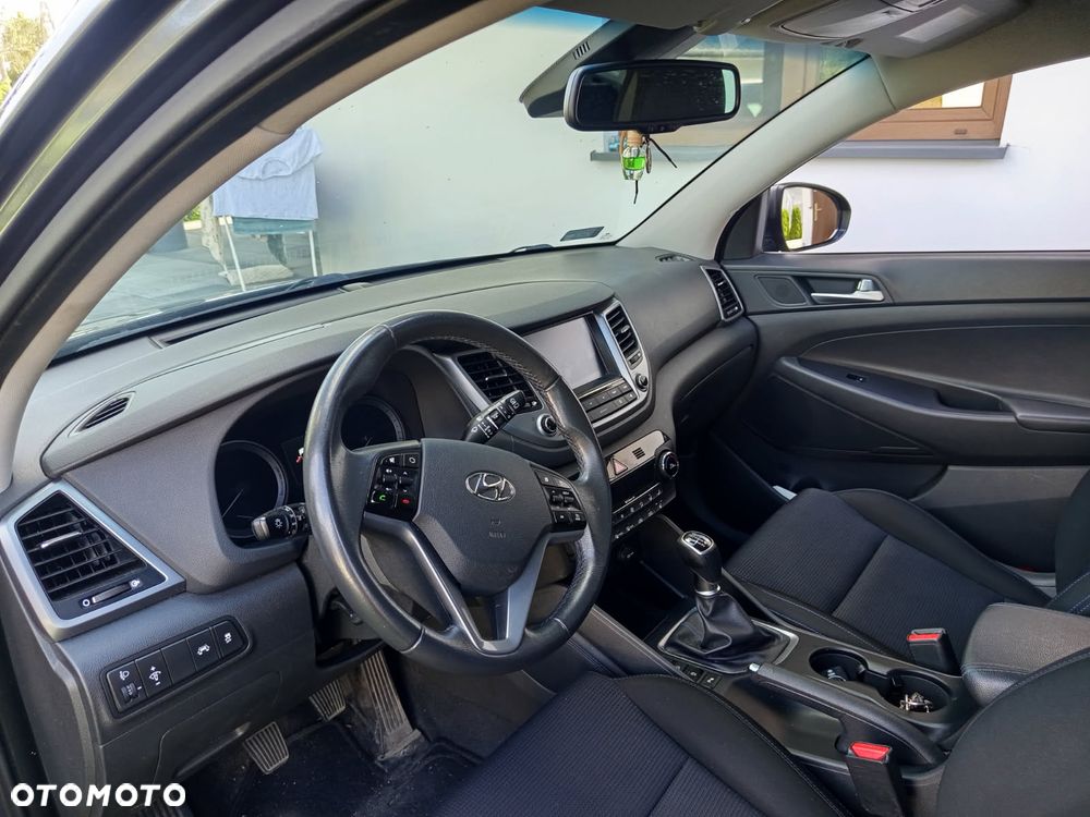Hyundai Tucson 1.7 CRDI BlueDrive Comfort 2WD - 5