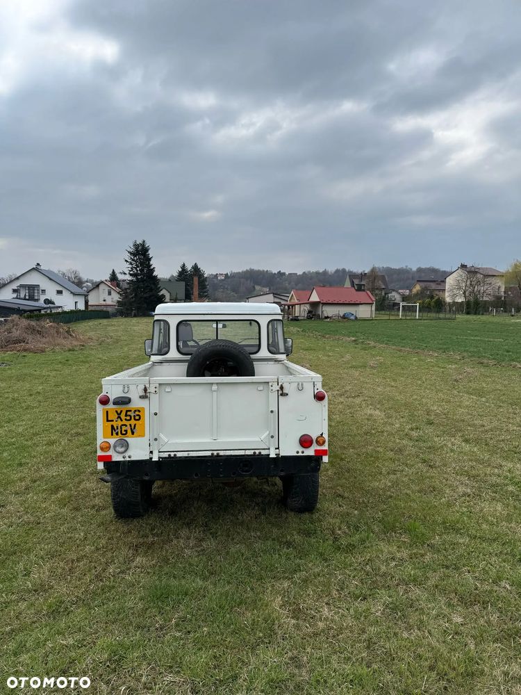 Land Rover Defender - 9
