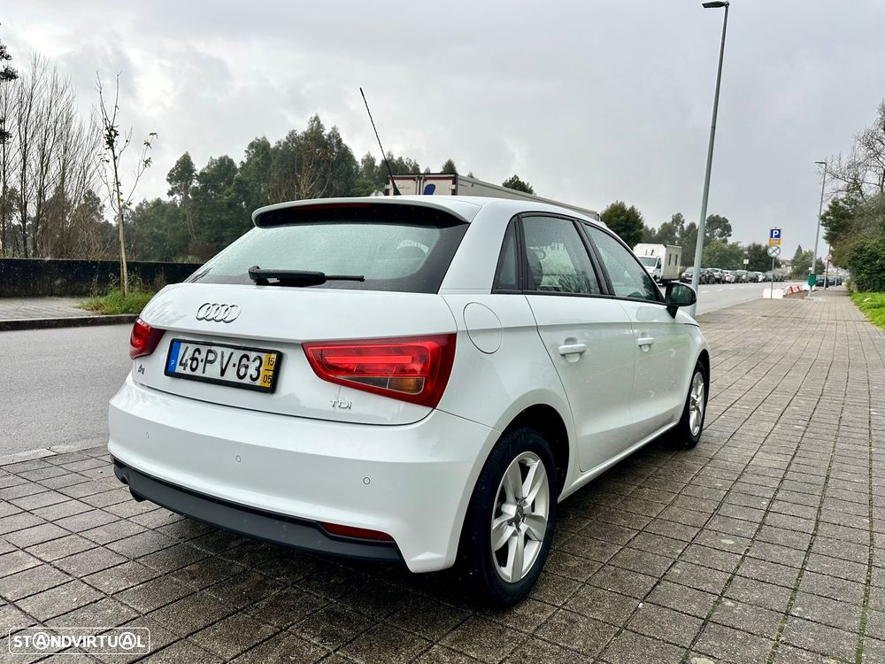 Audi A1 Sportback 1.6 TDI design - 6