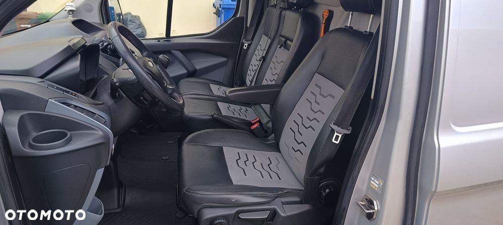 Ford Transit Custom Sport - 11