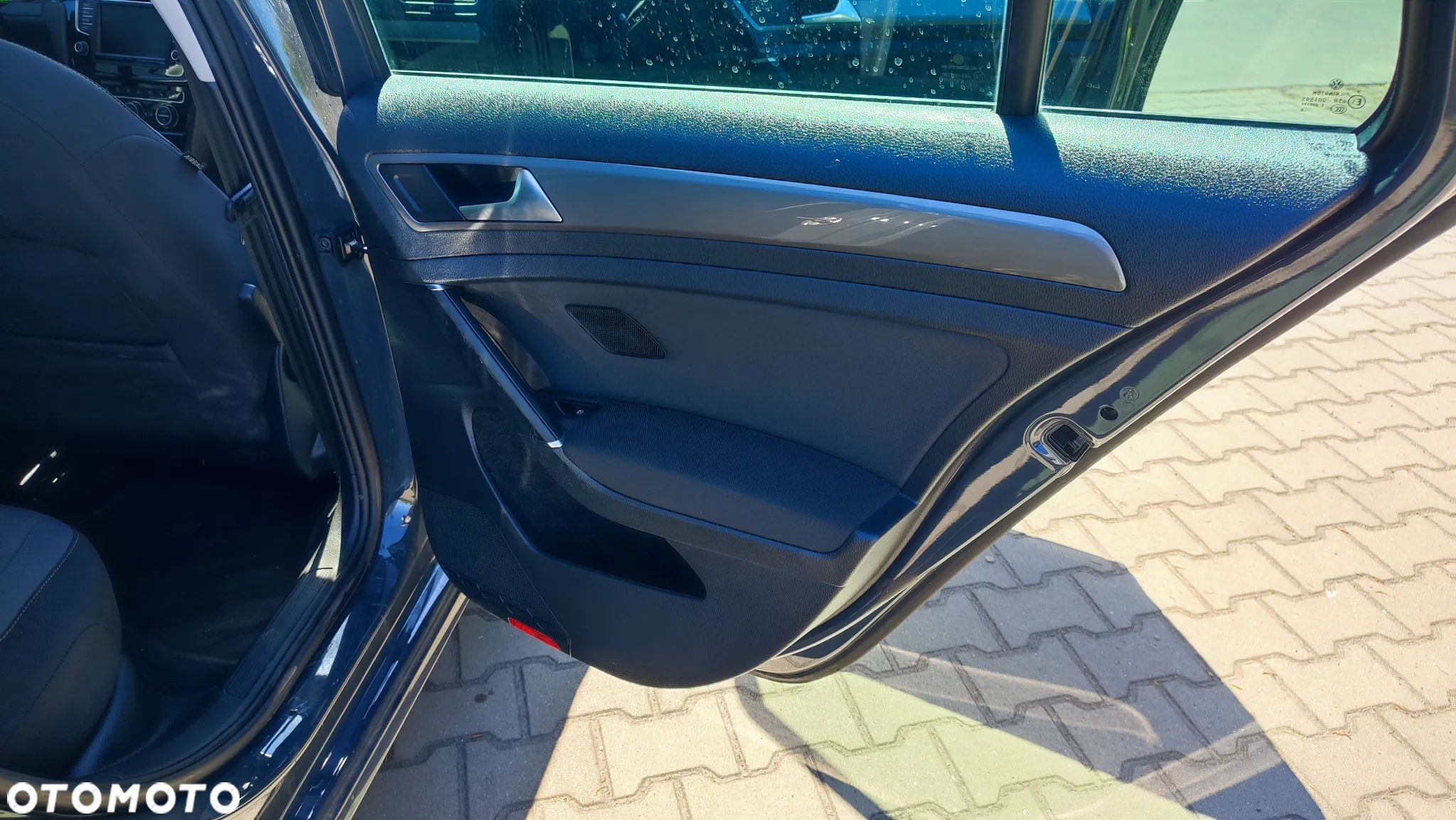 Volkswagen Golf Variant 1.6 TDI BlueMotion Technology DSG Allstar - 14
