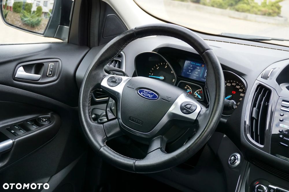 Ford Kuga 2.0 TDCi 4x4 Individual - 28