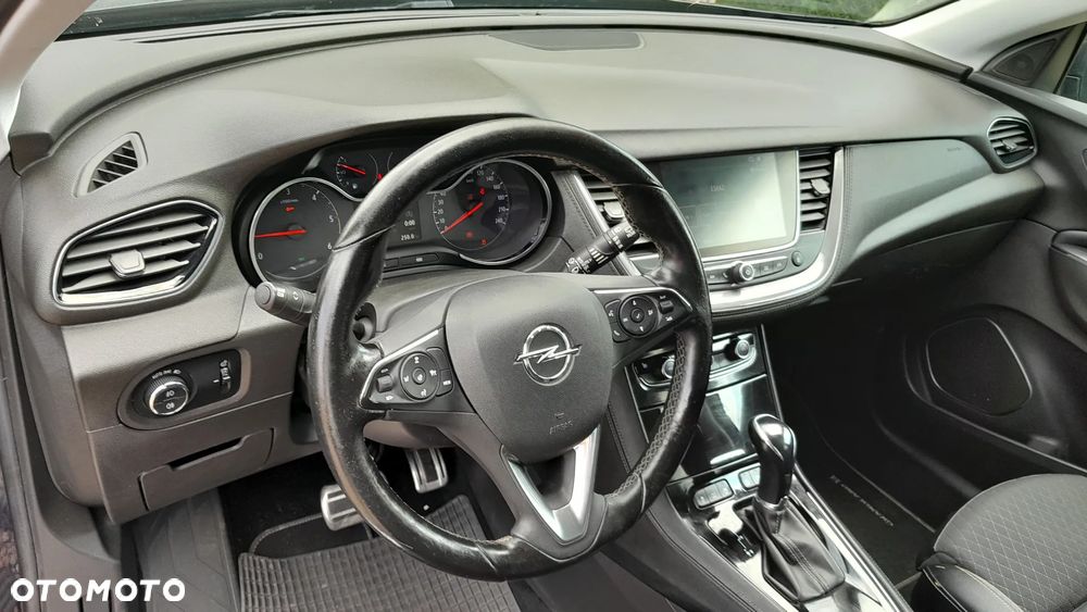 Opel Grandland X - 18