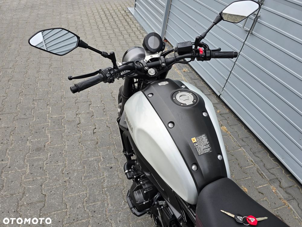 Yamaha XSR - 13