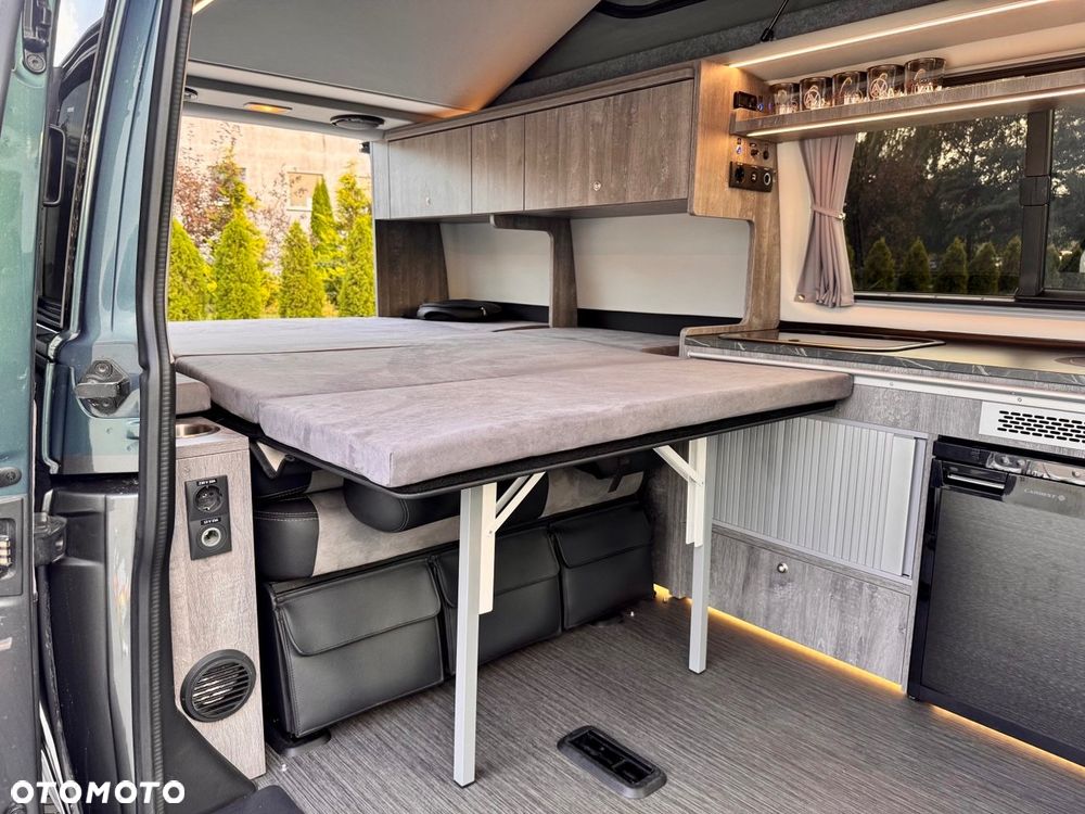 Volkswagen Transporter - 16