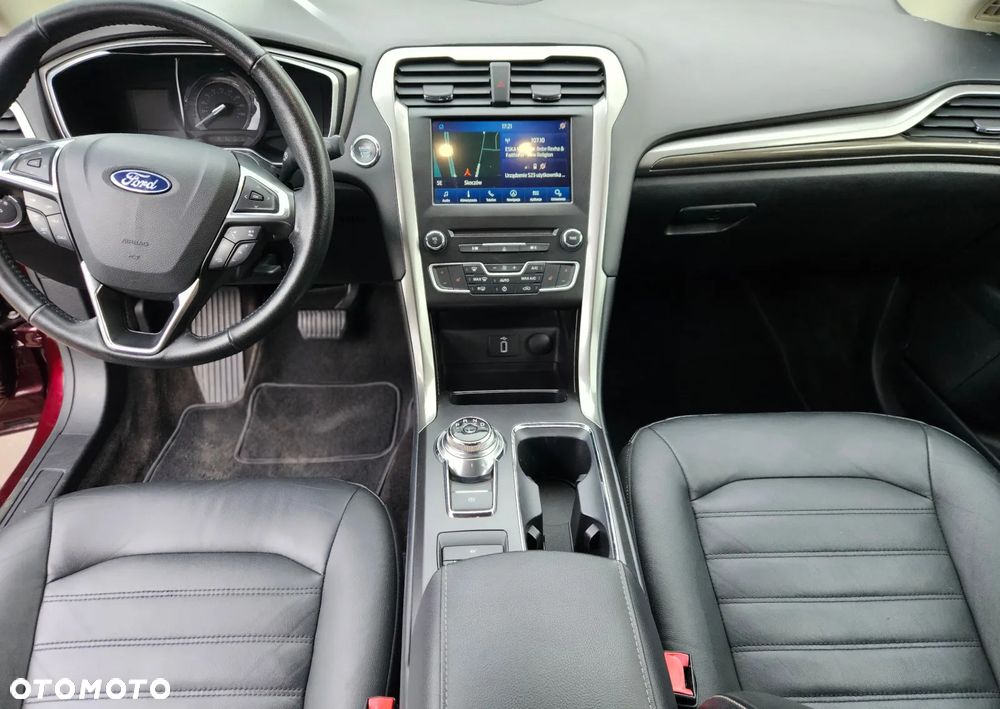 Ford Fusion - 20
