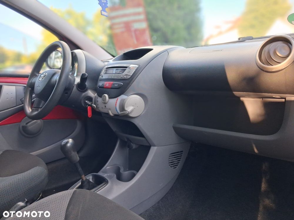 Toyota Aygo - 8