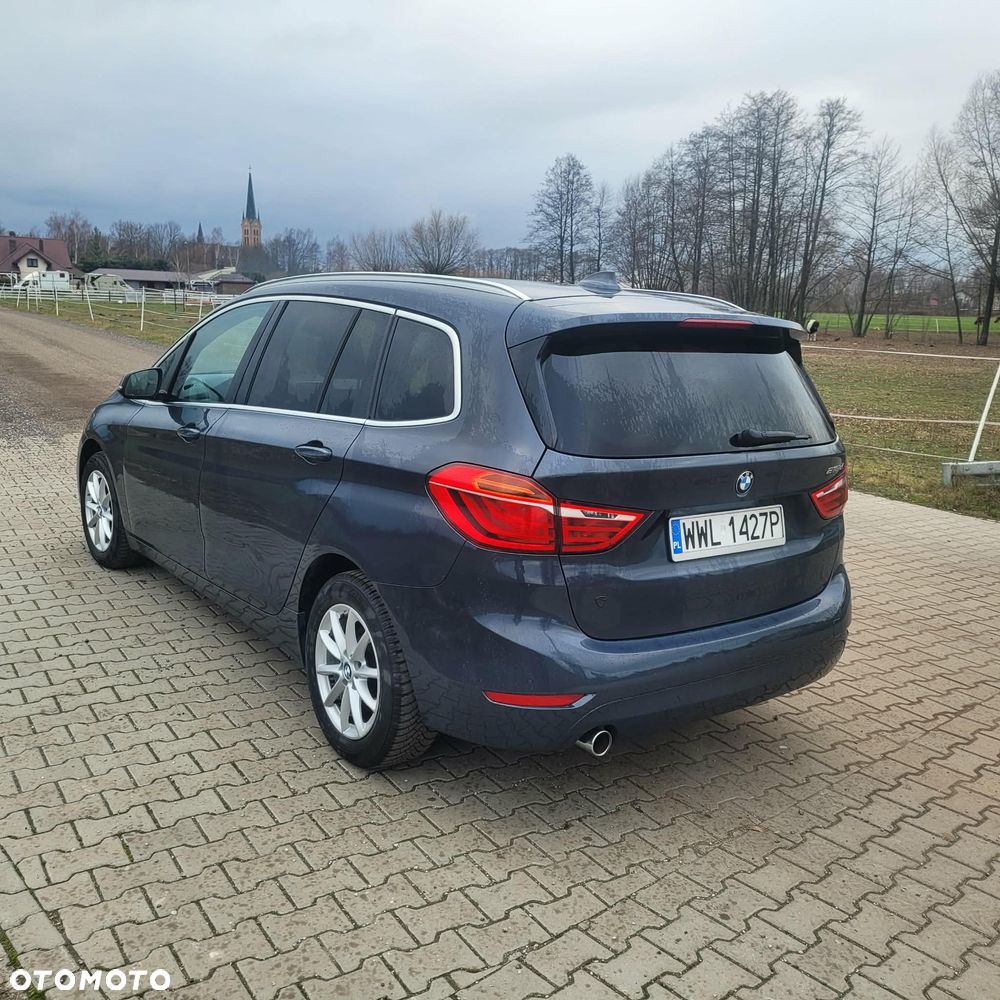 BMW Seria 2 218d - 2