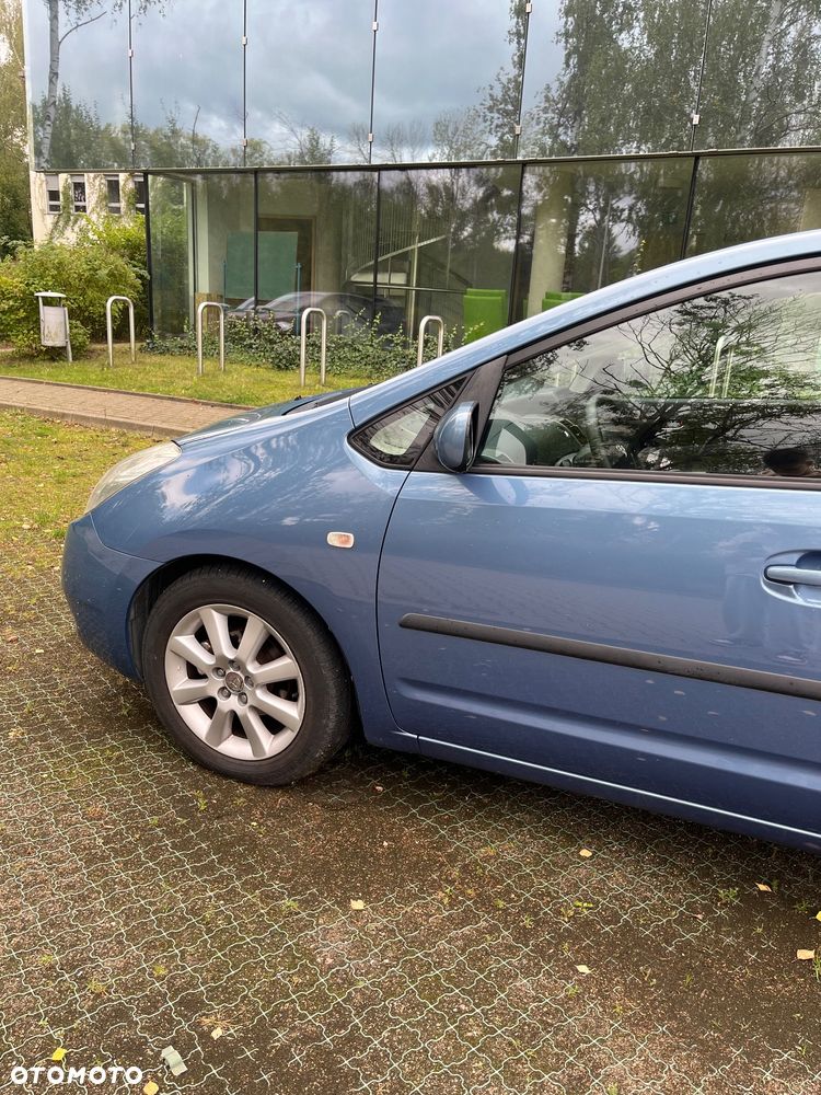 Toyota Prius 1.5 VVT-i Prestige - 5