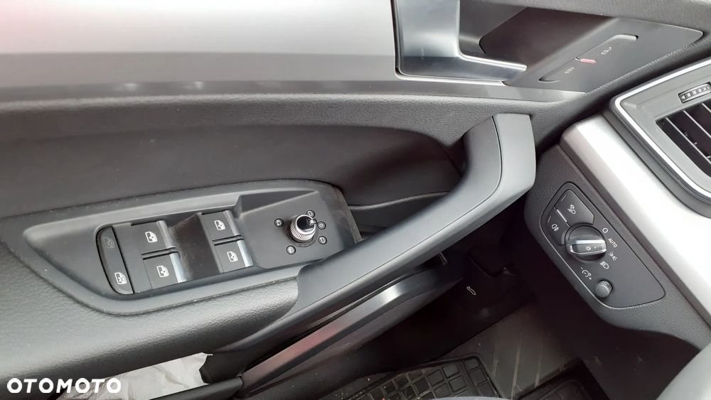 Audi Q5 40 TDI mHEV Quattro Advanced S tronic - 2