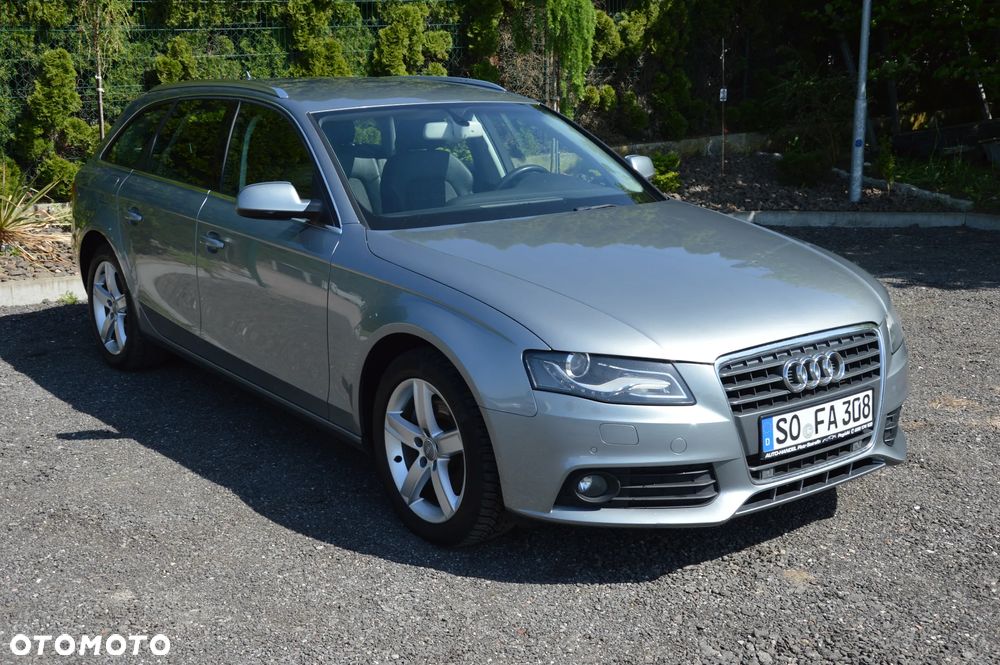 Audi A4 Avant - 1
