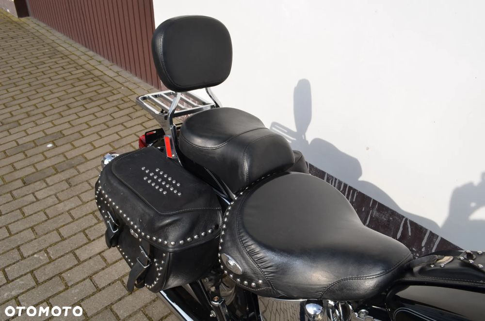 Harley-Davidson Softail Heritage Classic - 29