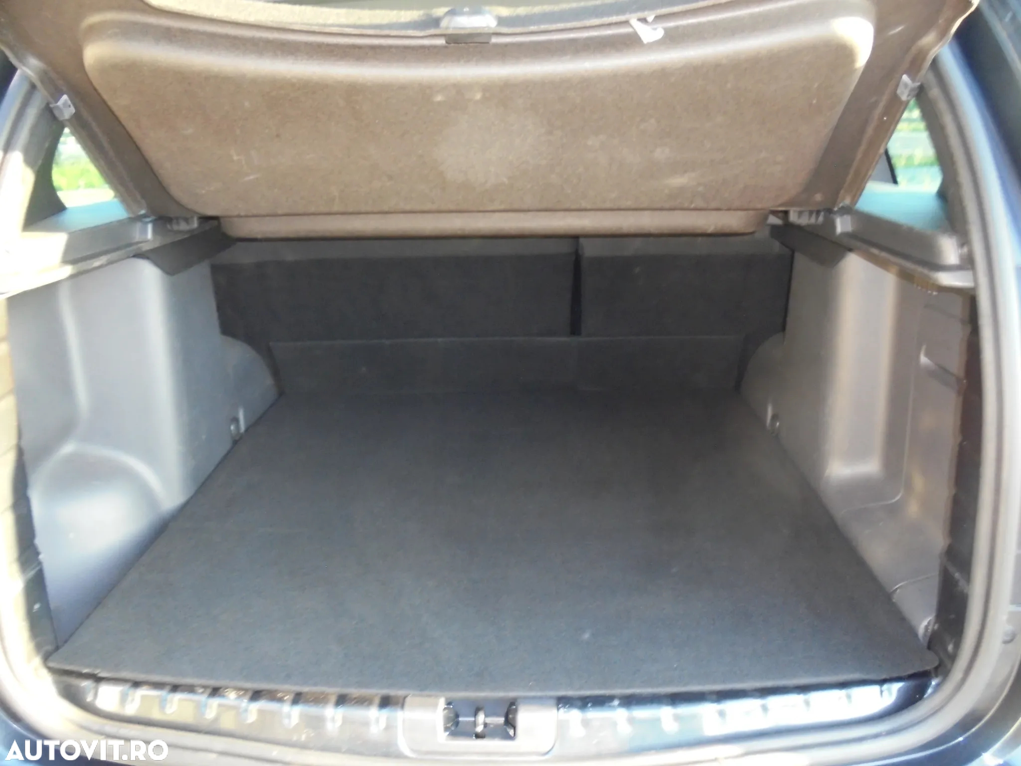 Dacia Duster 1.5 dCi 4WD Prestige jante 16" - 14