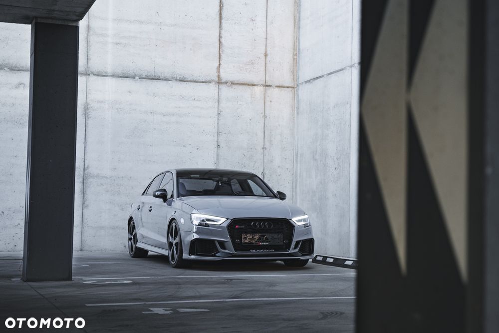 Audi RS3 Limousine 2.5 TFSI Quattro S tronic - 1