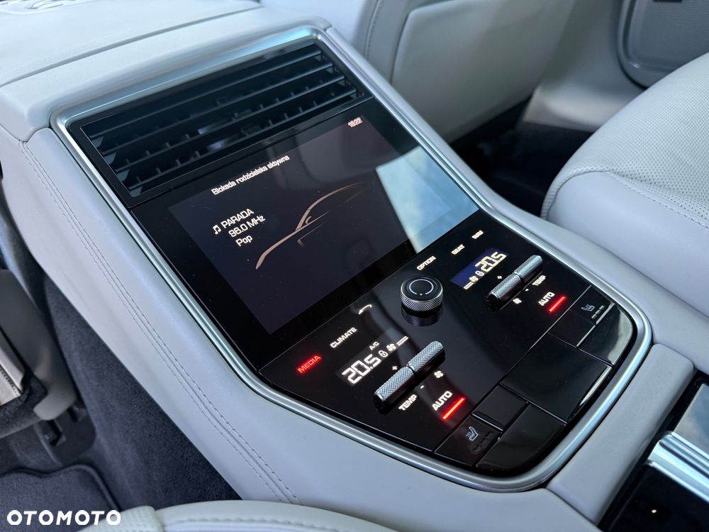Porsche Panamera 4 GPF Executive - 30