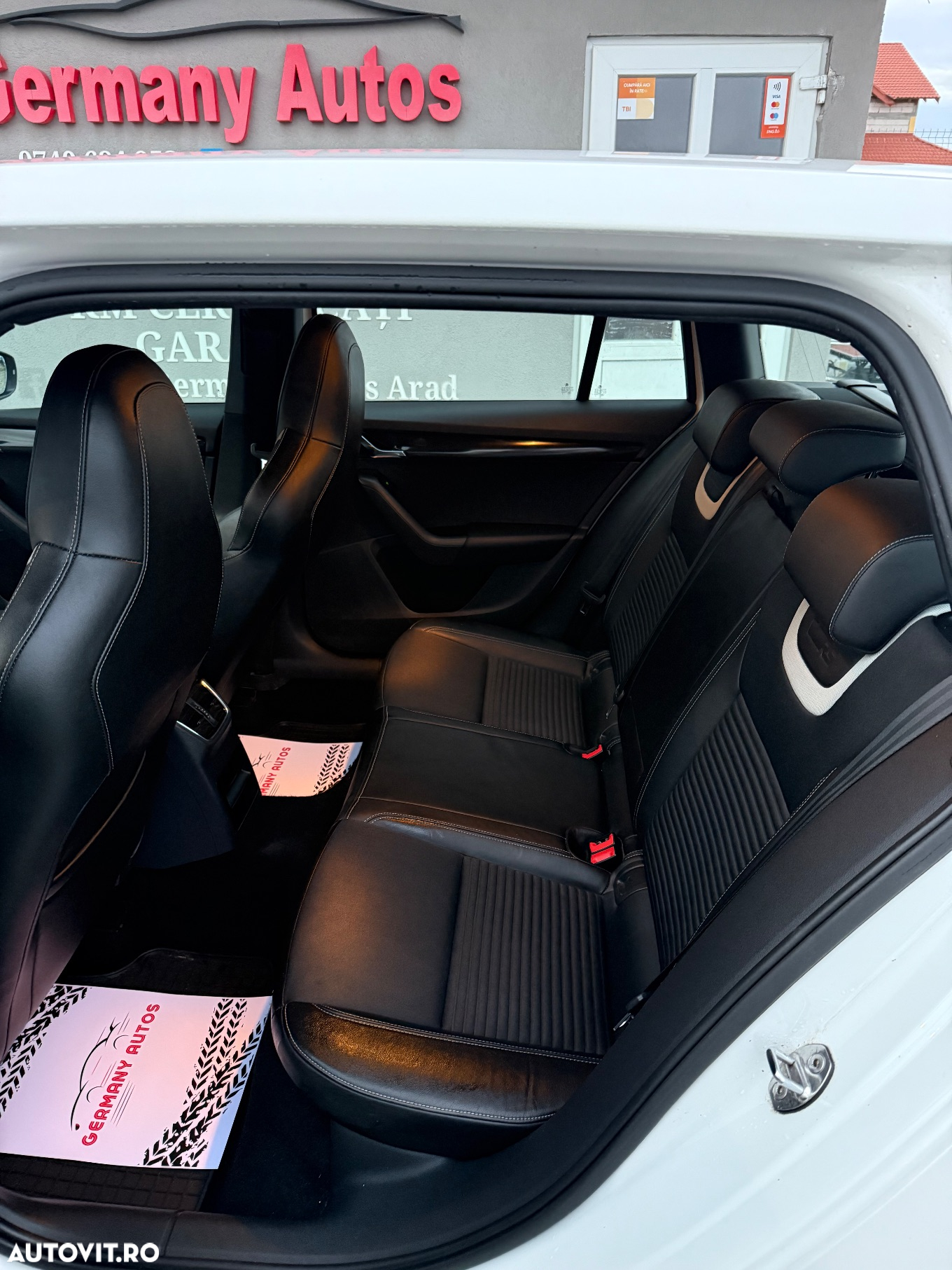 Skoda Octavia 2.0 TDI DSG RS - 15