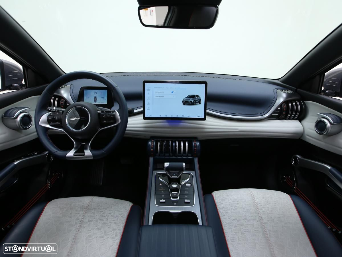 BYD Atto 3 Active - 6