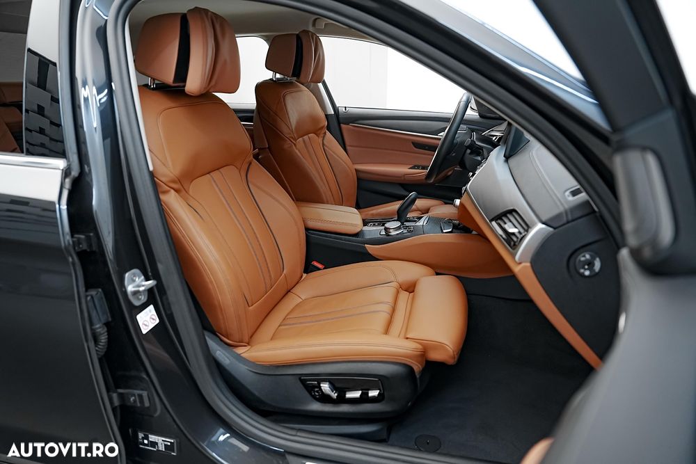 BMW Seria 5 520d Aut. Luxury Line - 17