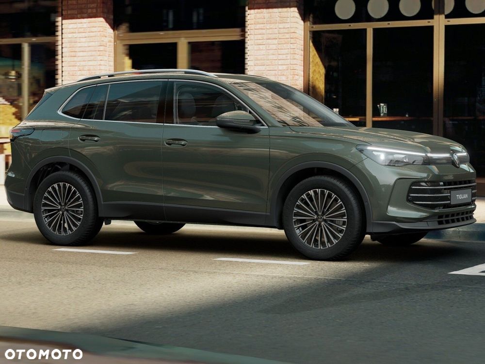 Volkswagen Tiguan - 4