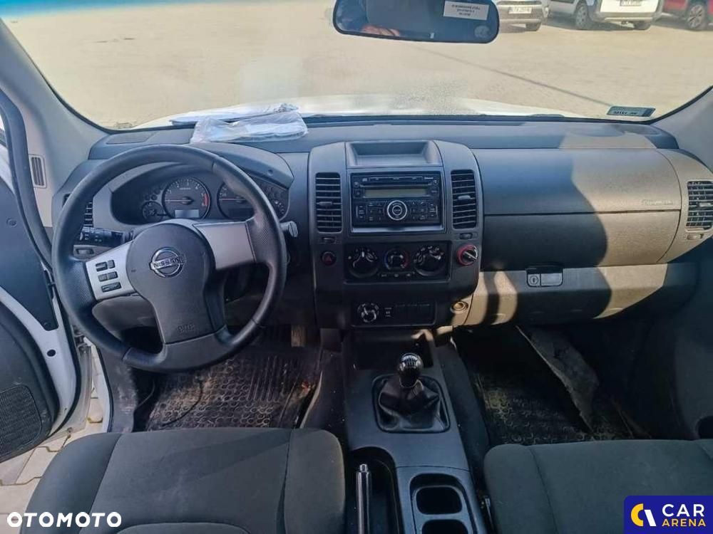 Nissan Navara 2.5 D XE 140 - 17