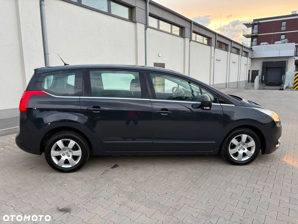 Peugeot 5008 e-HDI FAP 110 EGS6 Stop&Start Active - 12