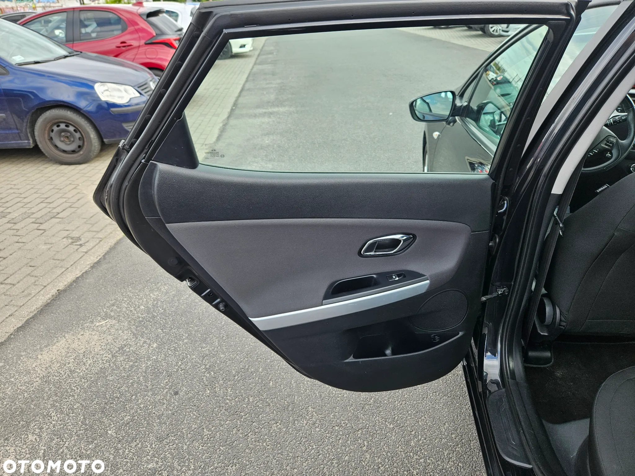 Kia Ceed 1.4 CVVT Dream-Team Edition - 12