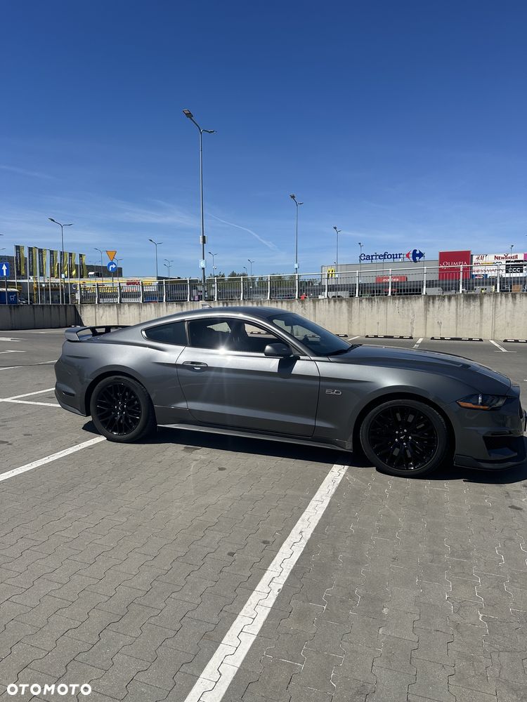 Ford Mustang - 2