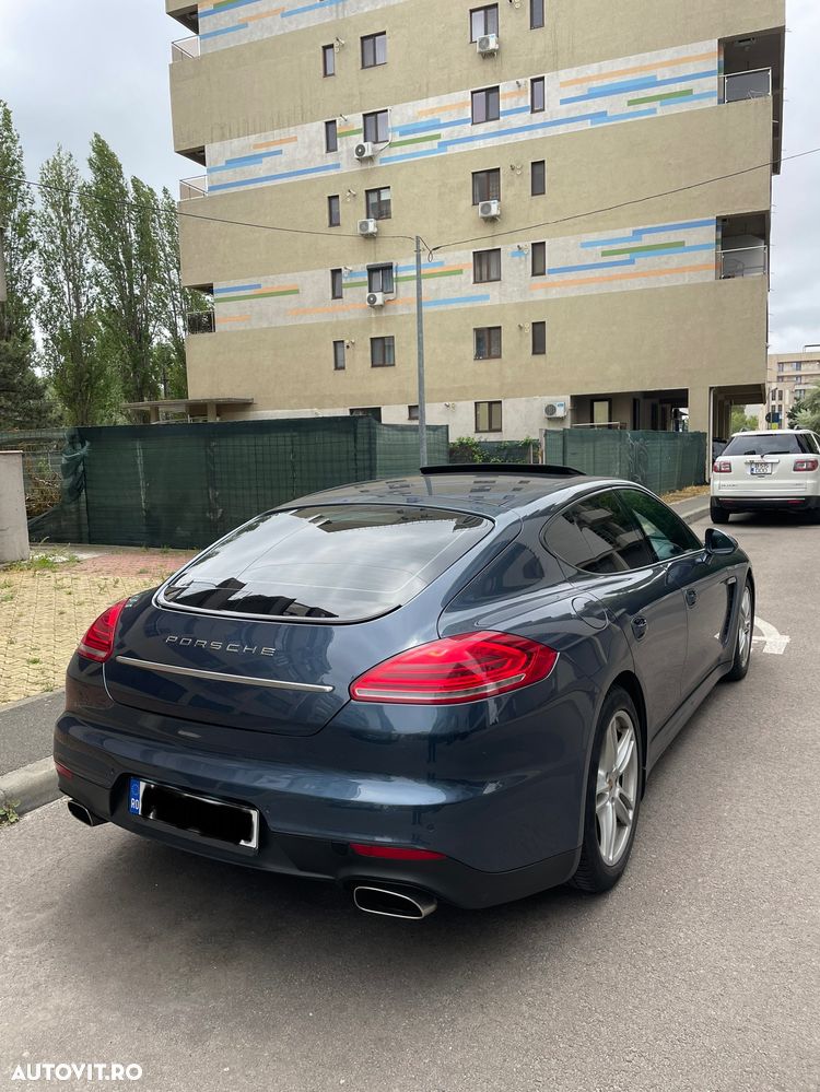 Porsche Panamera - 6