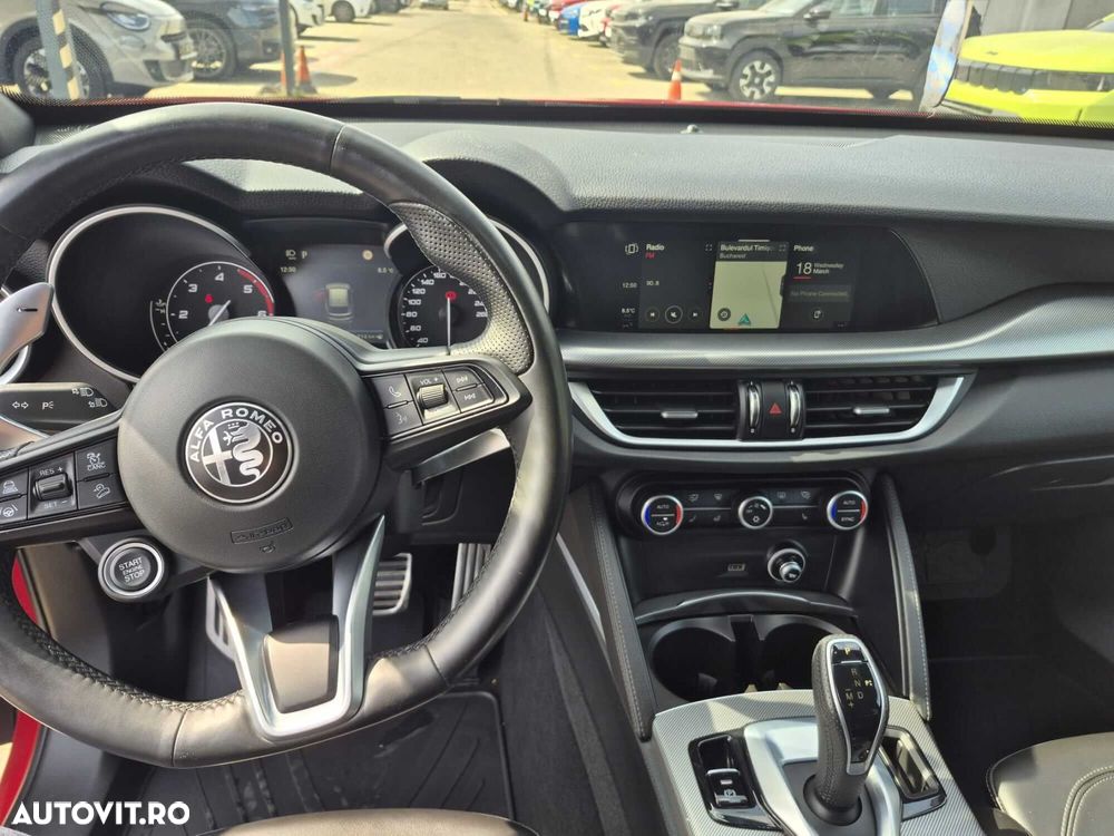 Alfa Romeo Stelvio - 20