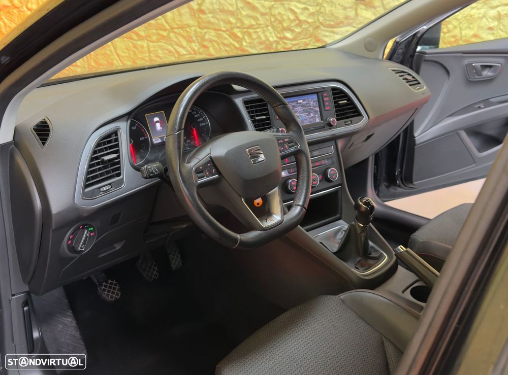 SEAT Leon 2.0 TDI DPF FR - 4
