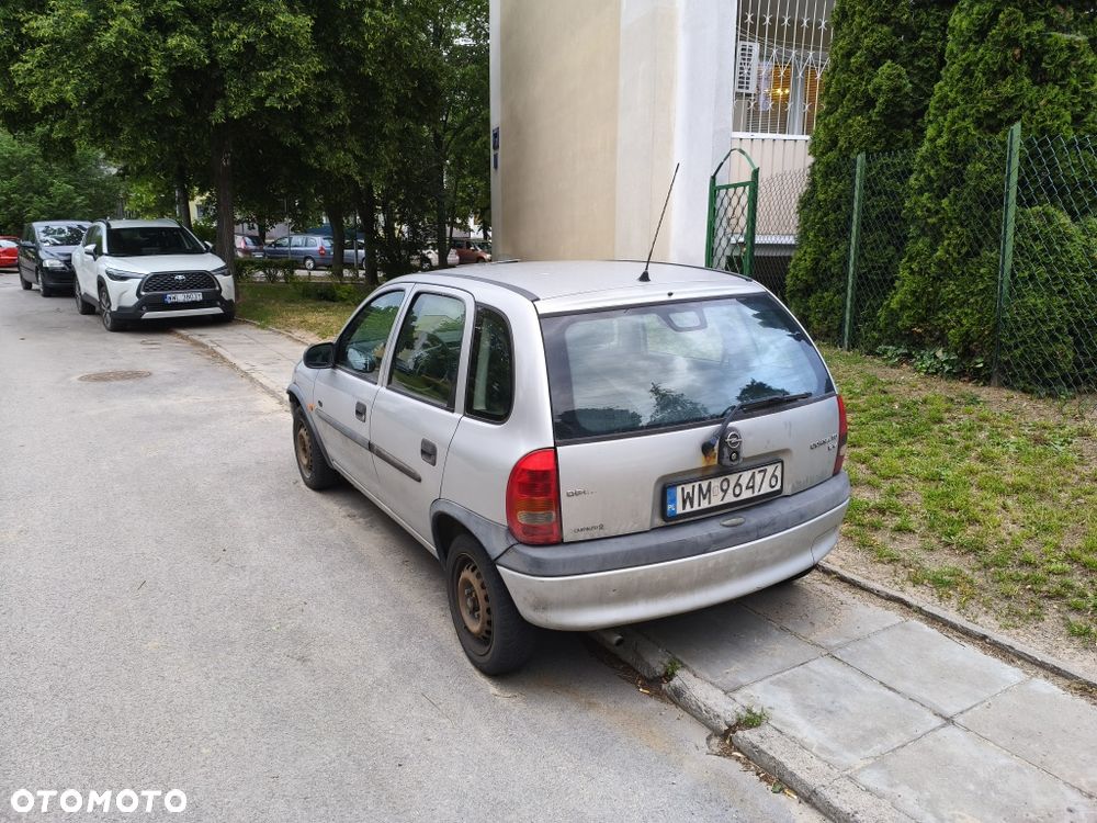 Opel Corsa - 2