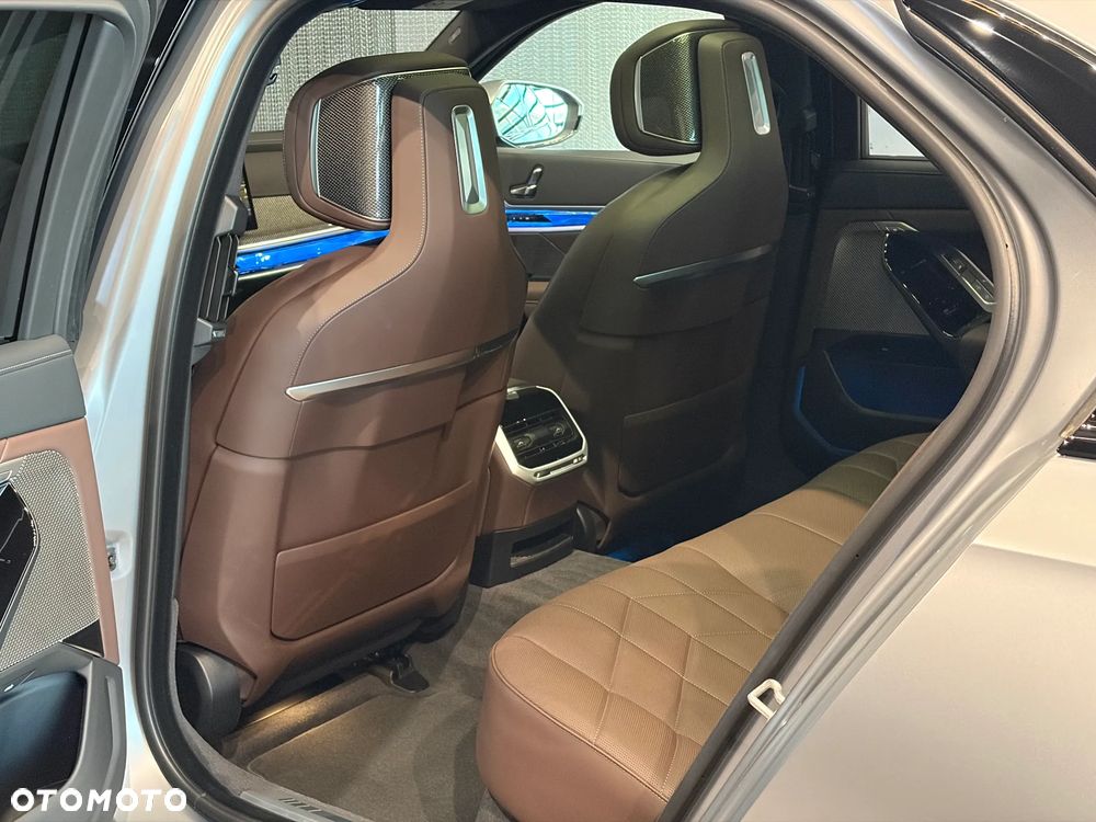 BMW Seria 7 740d xDrive mHEV M Sport sport - 32